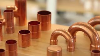 銅製継手 : 耐久性と効率的な配管ソリューション