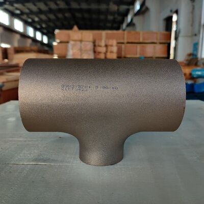 70/30 CuNi 削減ティー突合せ溶接付属品 ASME B16.5 Class150 はオフショアで造られました